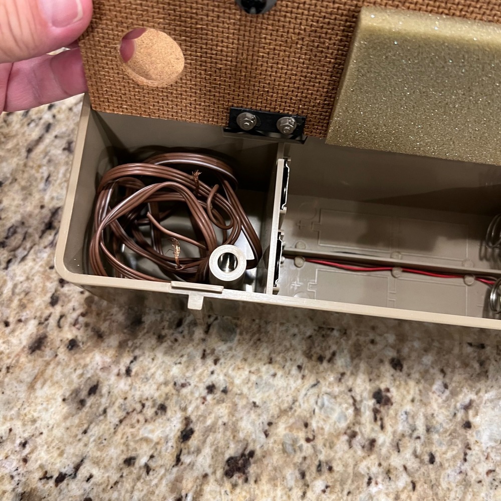 Vintage Midland International Radio PP4001B Tan Brown MCM Made in Japan Untested - Picture 10 of 11